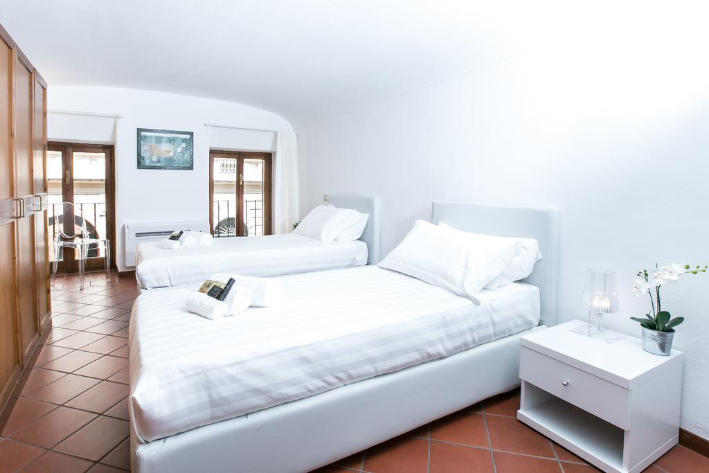 Fiorentini Charme - My Extra Home Rome Room photo