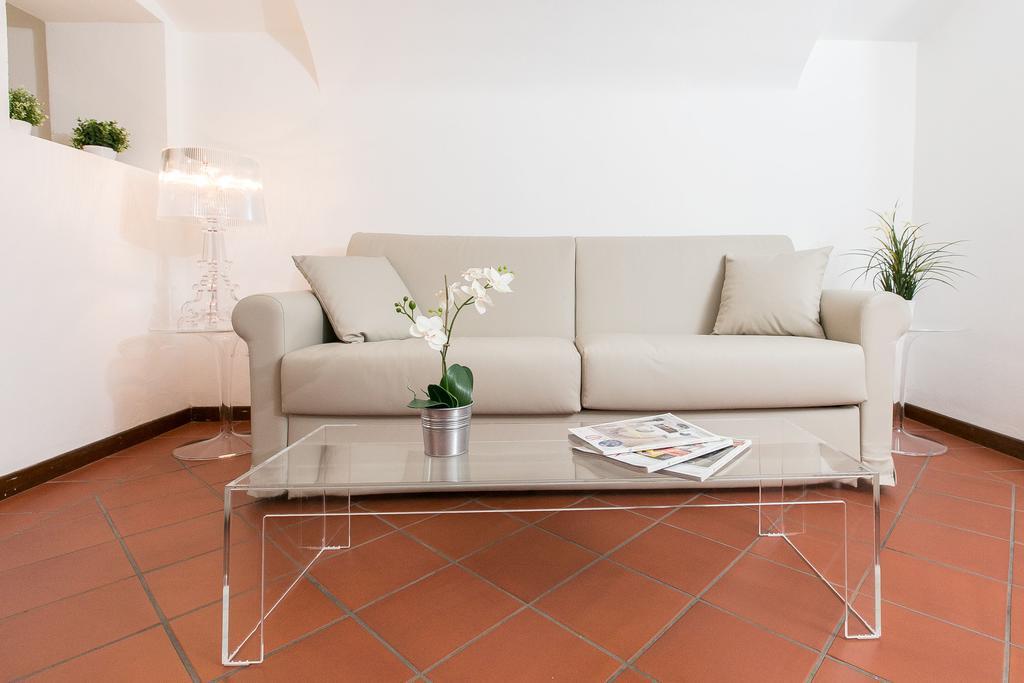 Fiorentini Charme - My Extra Home Rome Room photo